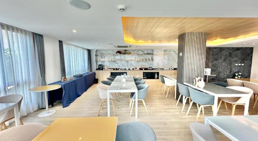 Resort Bangphlat Bangkok Extérieur photo