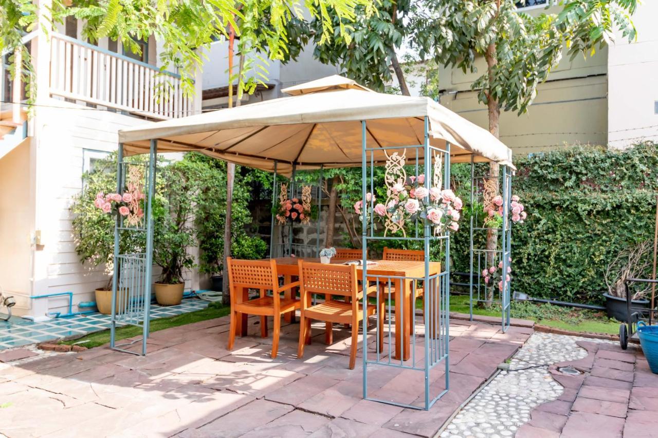 Resort Bangphlat Bangkok Extérieur photo